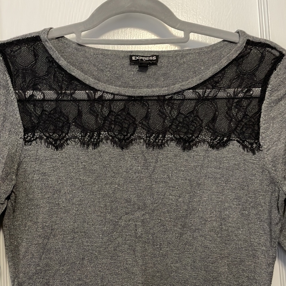 Express Sweater - Picture 3 of 4